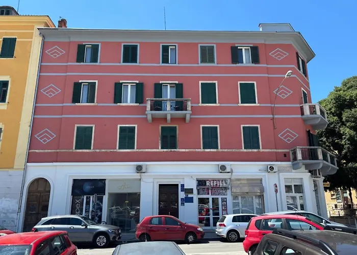 Sisqo And Maison d'hôtes 3*