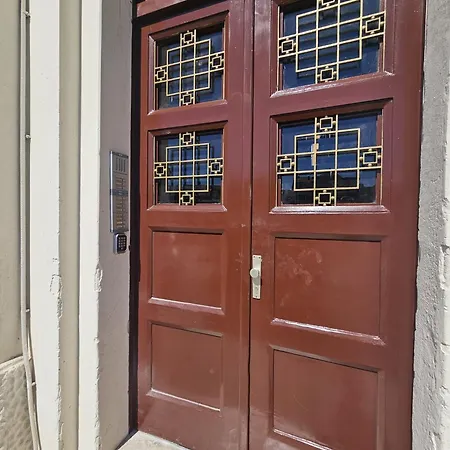 Pensión Sisqo And 3*